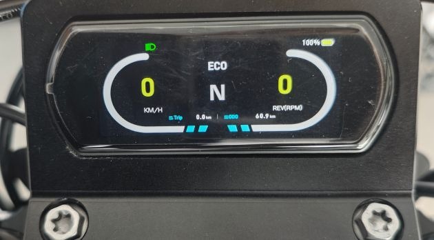 imgi_13_DT-pro-LED-display