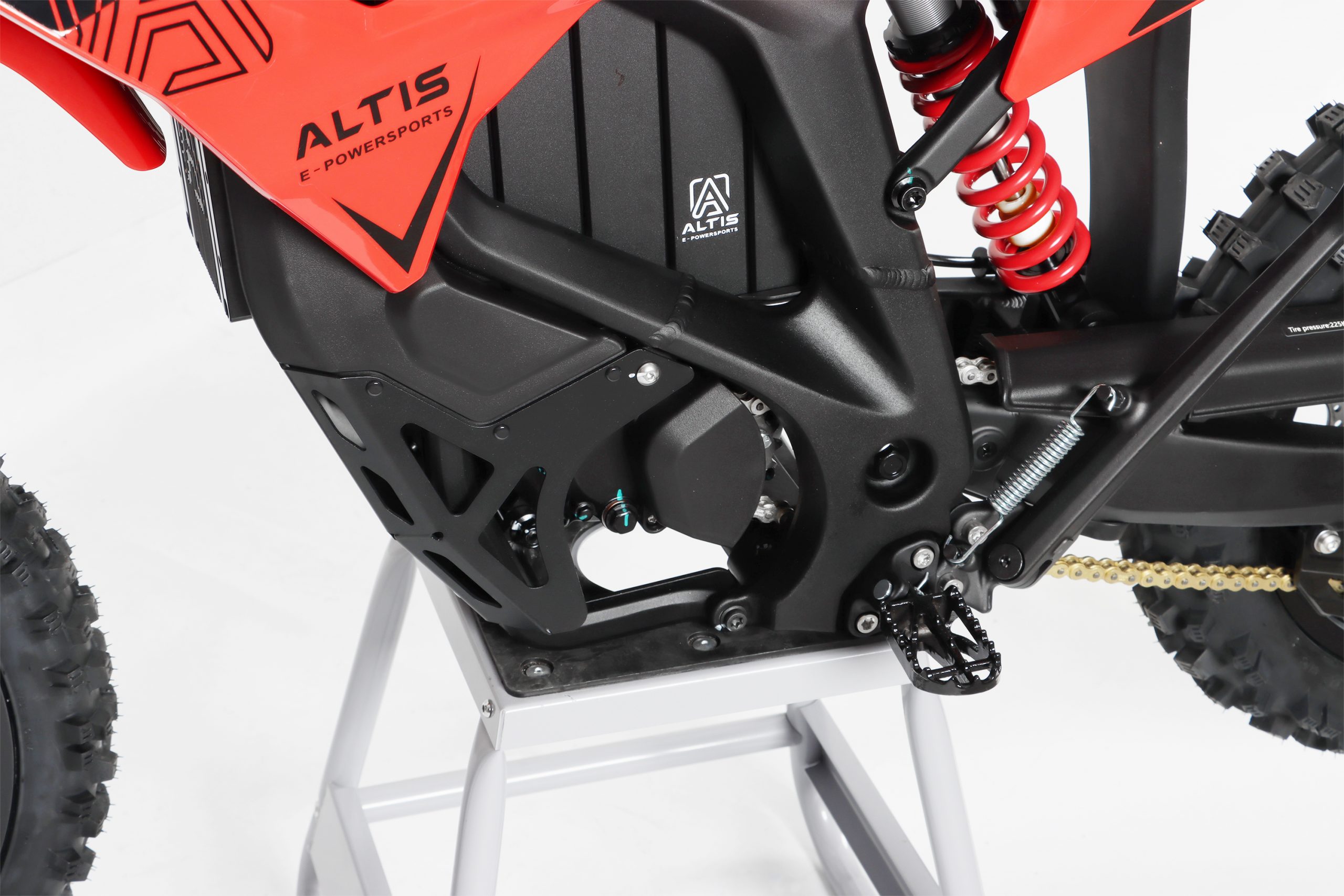 Altis Delta 4